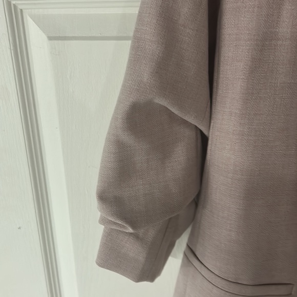 H&M Blazer- US Med-Pale pink - Picture 3 of 4
